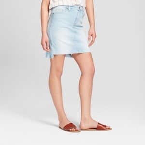 UNIVERSAL THREAD DENIM/ JEAN SKIRT! SIZE 12/31! 🌷